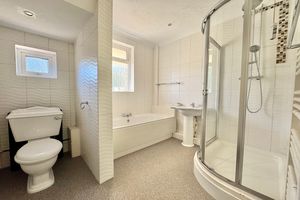 Family Bathroom- click for photo gallery
